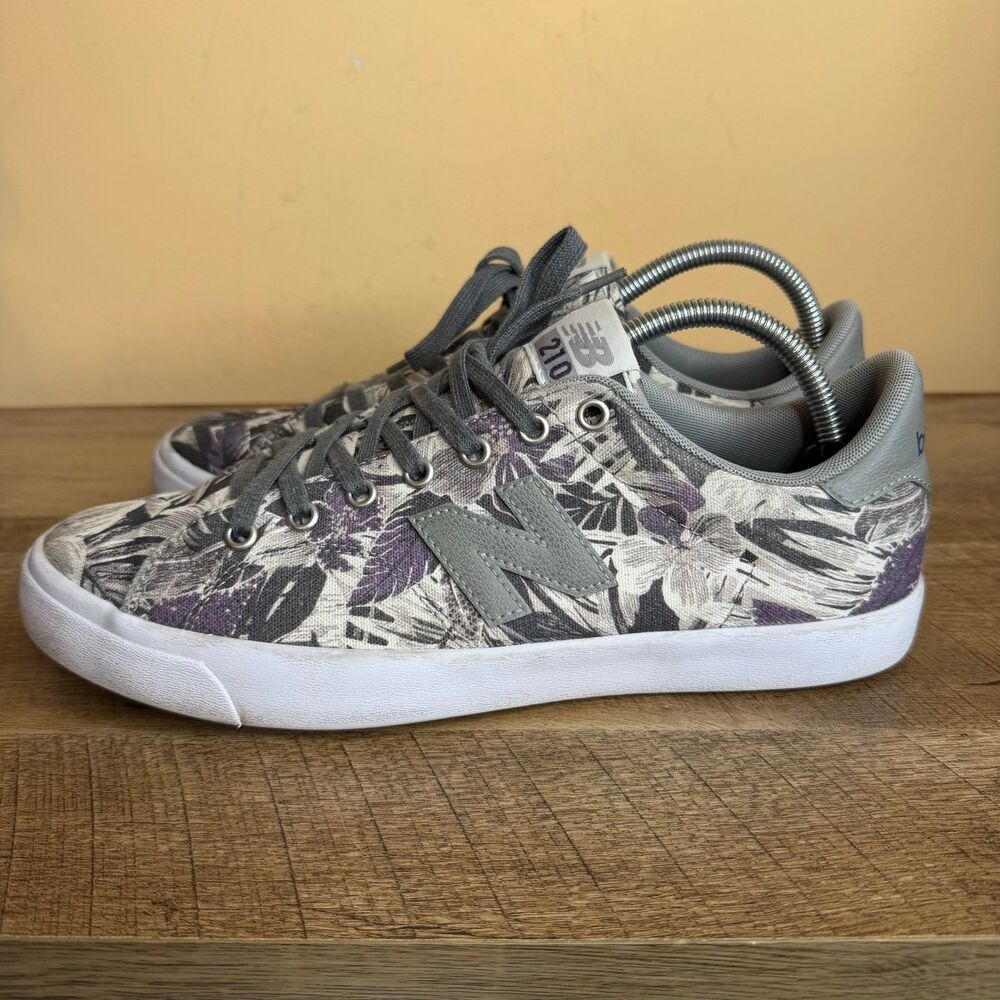 New Balance 210 Canvas Floral Sneaker Men’s size 9 shoes